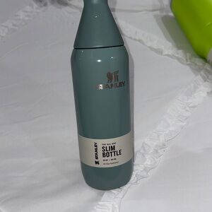 20oz shale color Stanley all day bottle